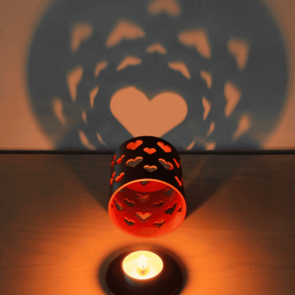 Aşk ışığı kalpli mumluk