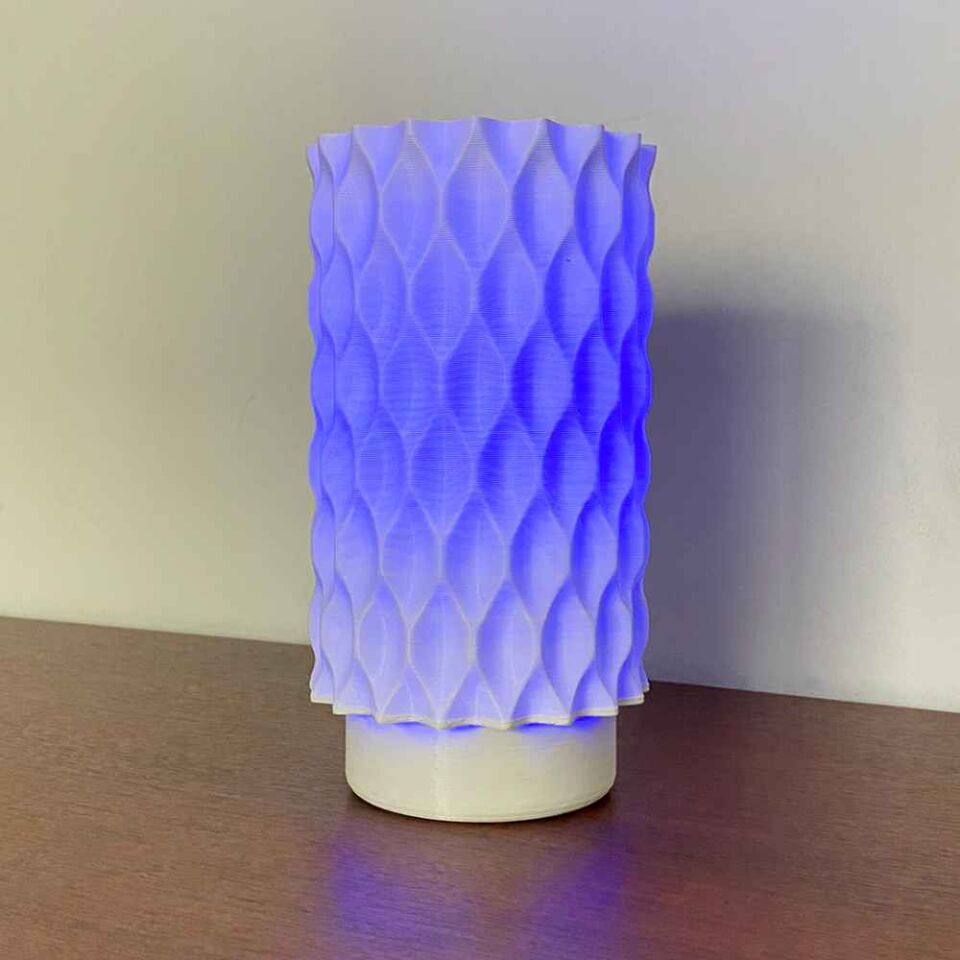 Dalgalı Masa Lambası