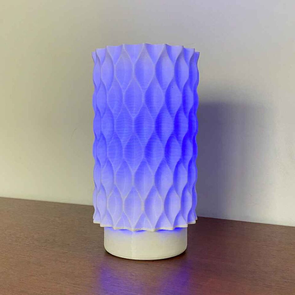 Dalgalı Masa Lambası