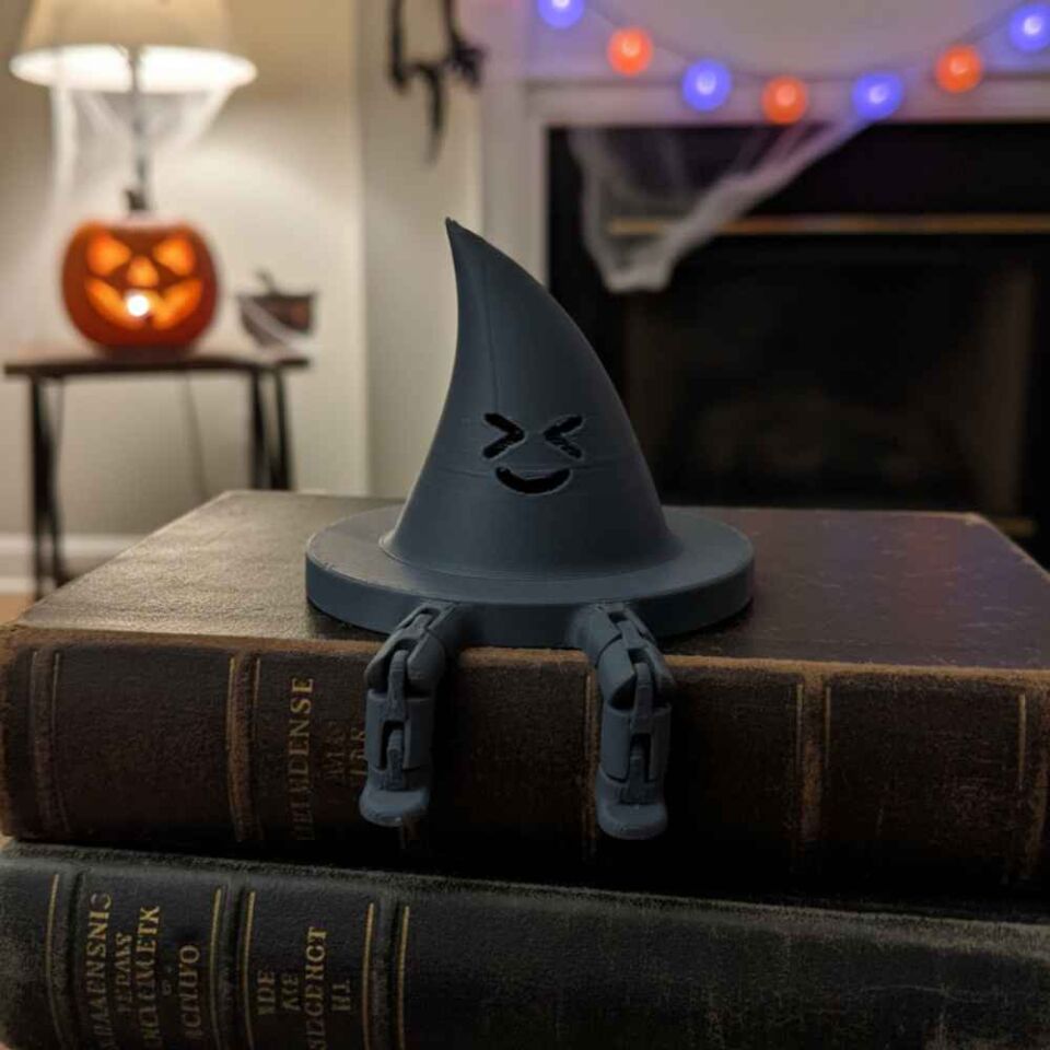 Cadı Şapkası - Hareketli Figür