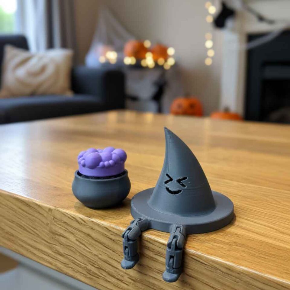 Cadı Şapkası - Hareketli Figür